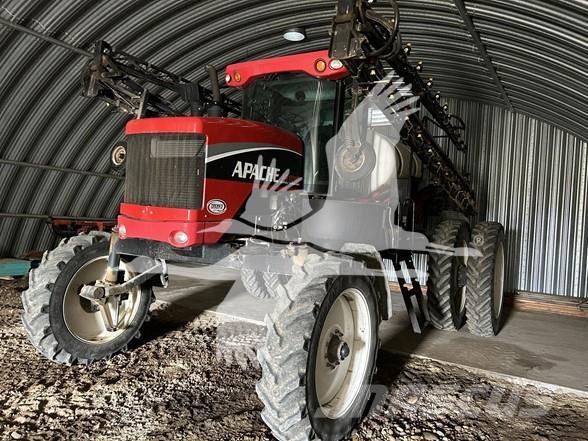 Apache AS1010 Samohodne škropilnice