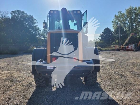 CASE 521G XR Kolesni nakladalci