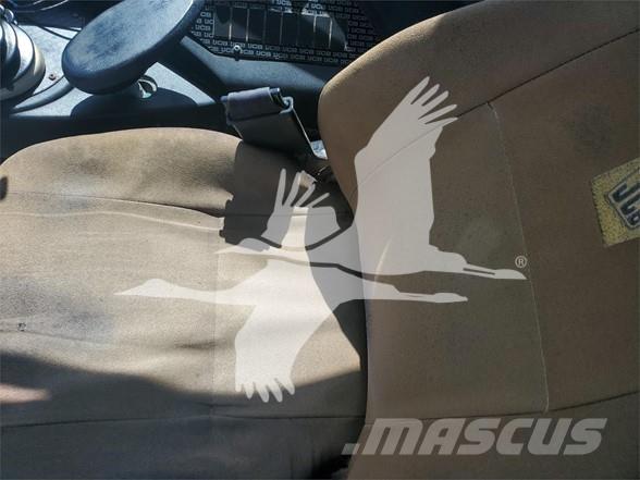 JCB 417 Kolesni nakladalci