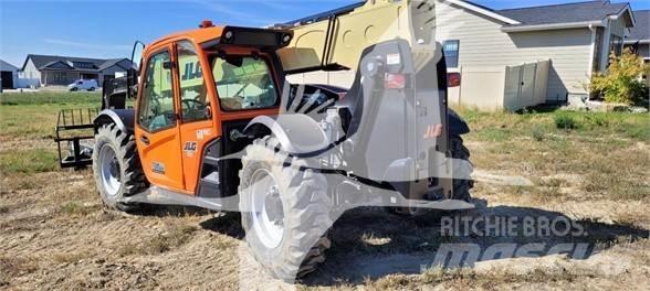 JLG 742 Teleskopski viličarji