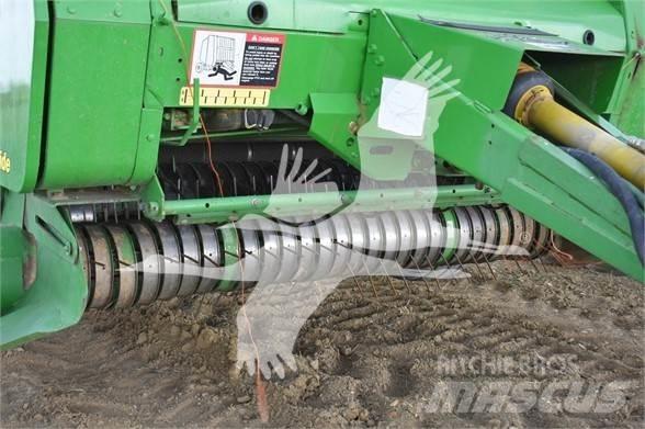 John Deere 567 Balirke (okrogle bale)