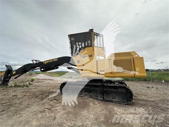 Tigercat 890 Nakladalci za les