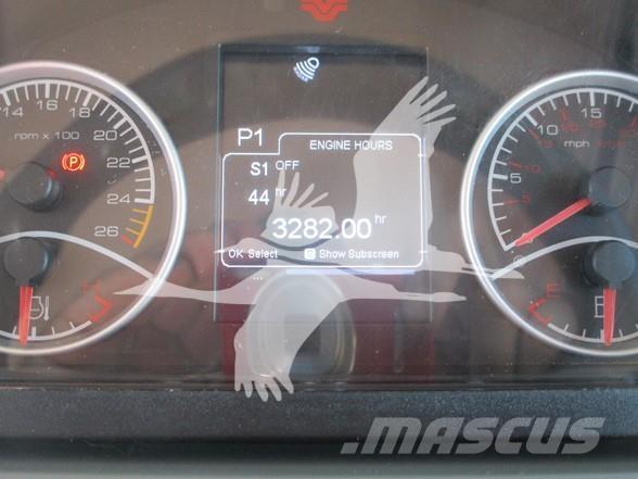 Versatile 400 Traktorji