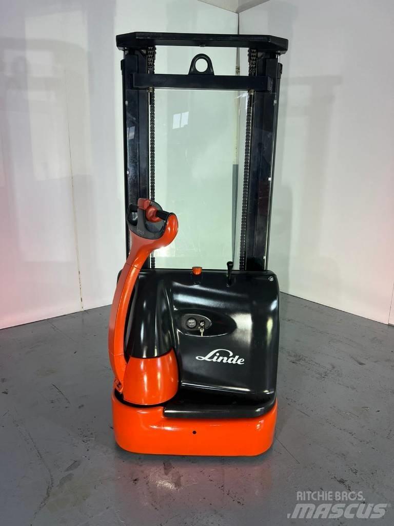 Linde L10 Ročni električni viličar