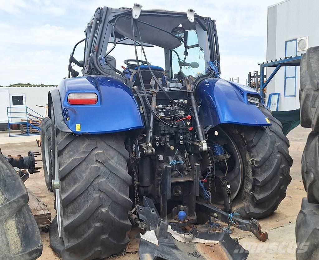 New Holland T 7.270 Traktorji