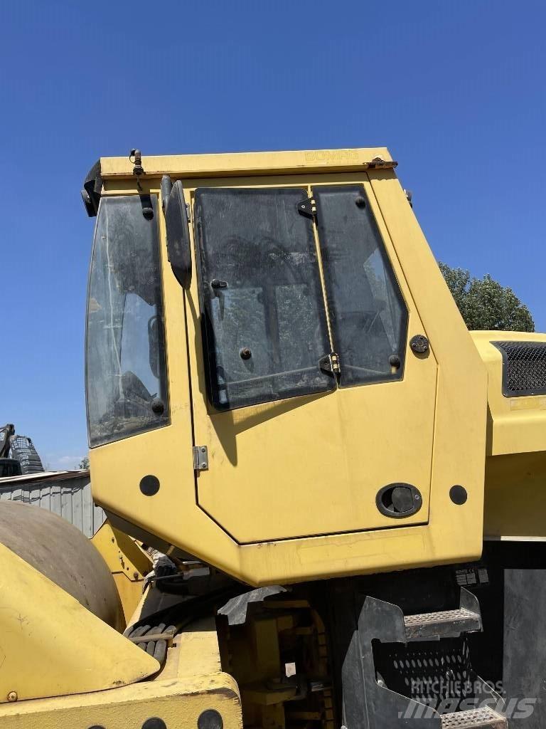 Bomag 226-4 Enojni valjarji