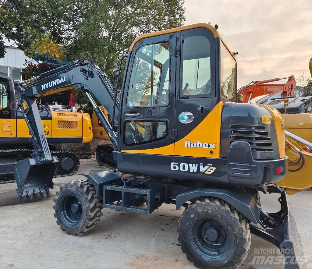 Hyundai R 60 W Bagri na kolesih