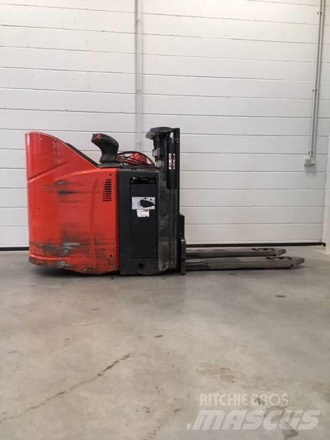Linde D12HPSP/133 Samopogonski ročni viličarji