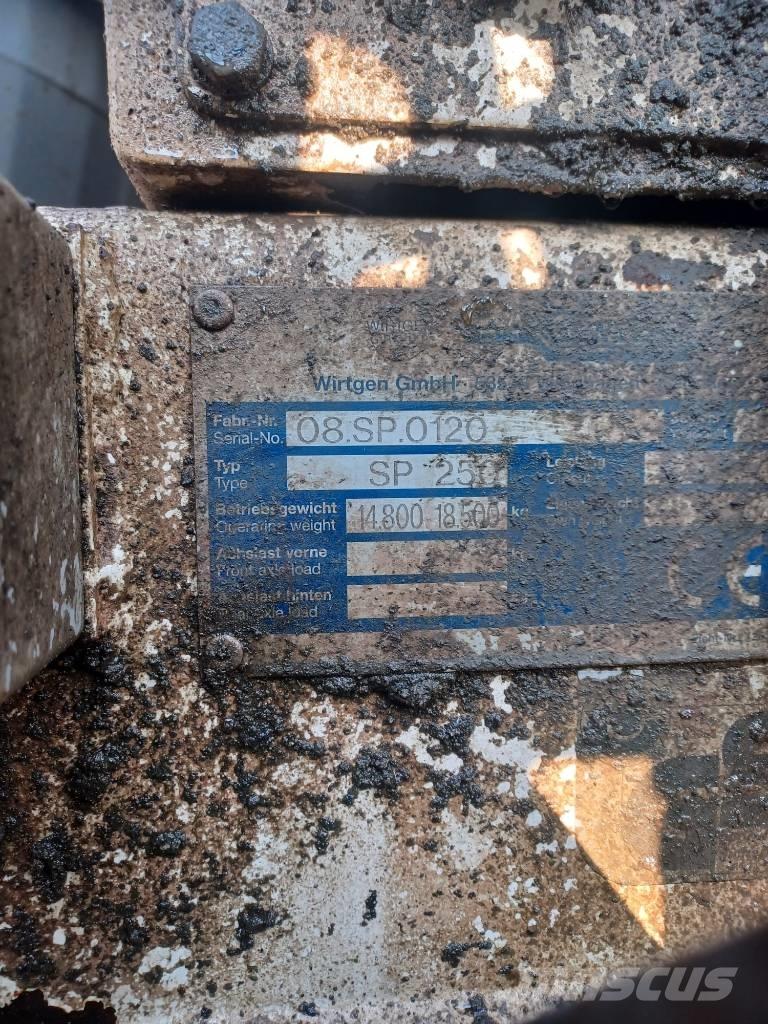 Wirtgen SP250 Opaženje