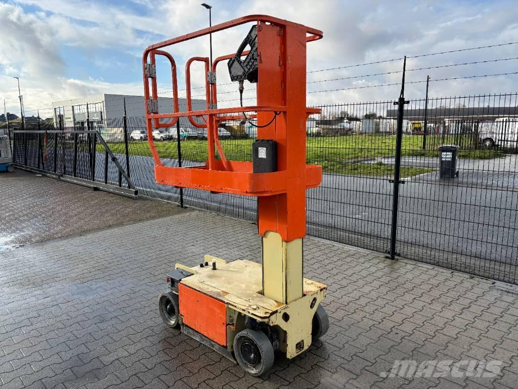 JLG 1230ES Vertikalna dvigala