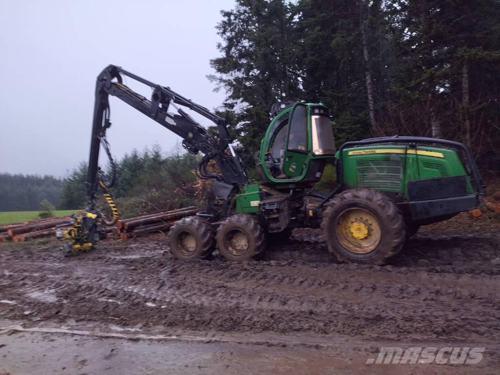 John Deere 1170 E Harvesterji
