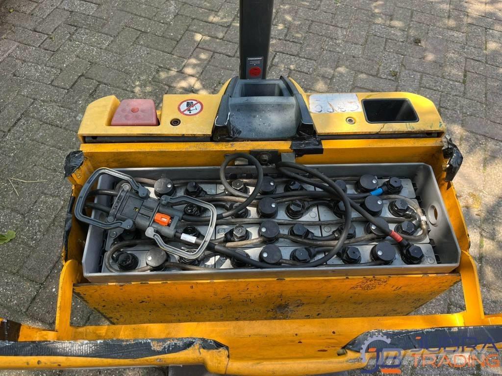 Jungheinrich EJE 118 Ročni električni viličar