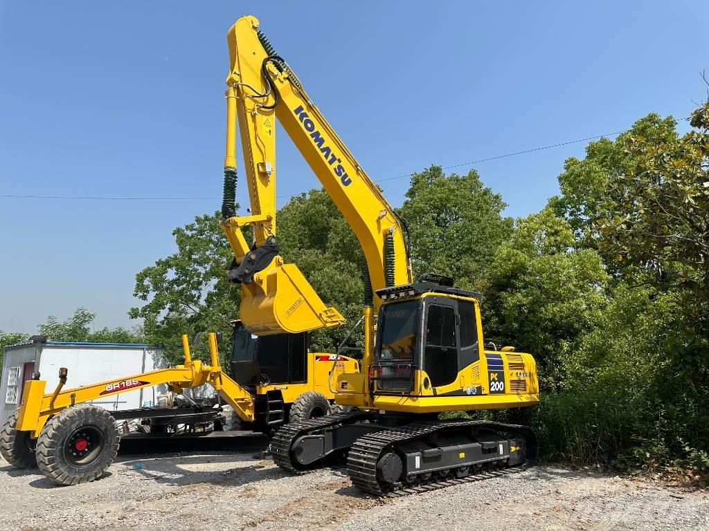 Komatsu PC200-8 Bagri goseničarji