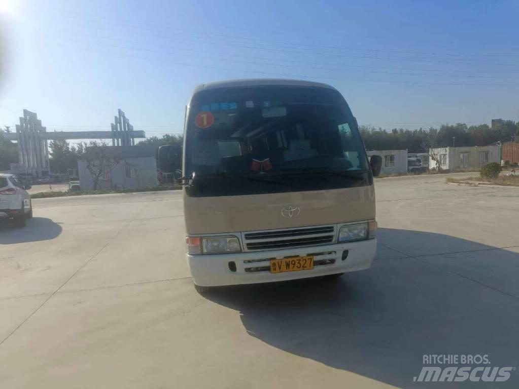 Toyota Coaster Bus Mini avtobusi