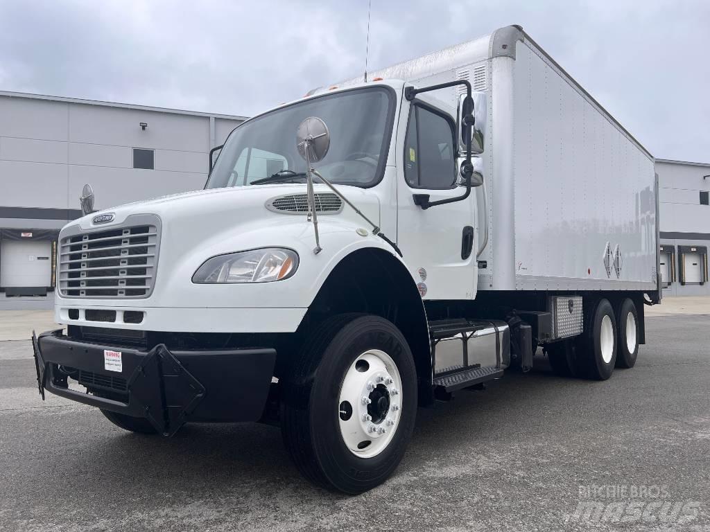 Freightliner M 106 Tovornjaki zabojniki