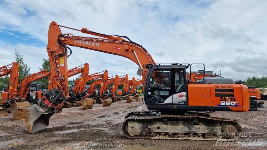 Hitachi ZX250LC-6 Bagri goseničarji
