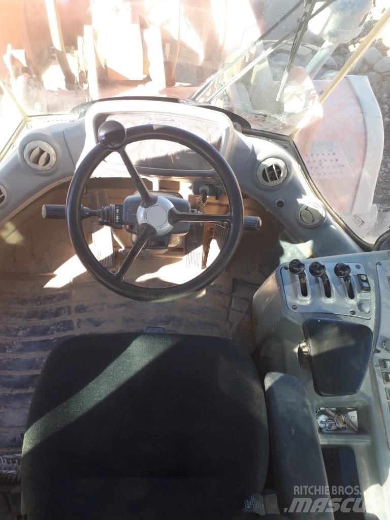Doosan DL 500 Kolesni nakladalci
