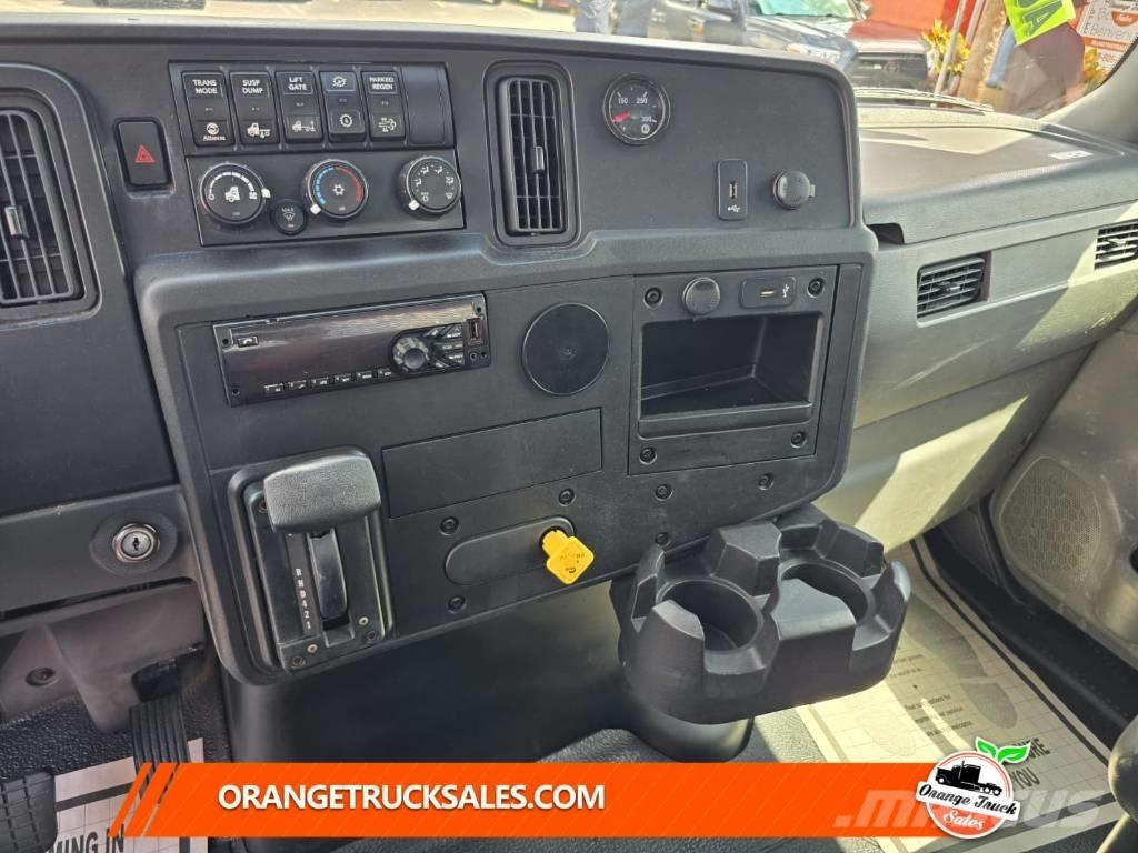 International MV607 Tovornjaki s kesonom/platojem