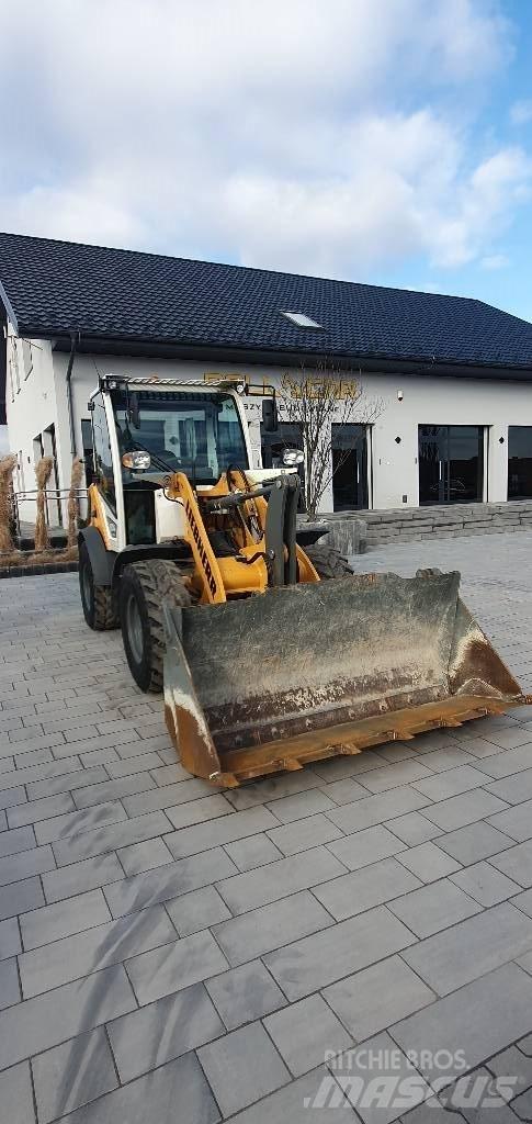 Liebherr L504C Kolesni nakladalci
