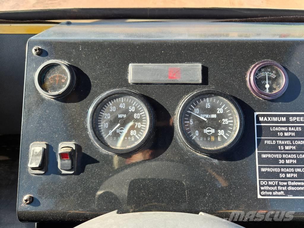 New Holland H 9880 Prikolica za bale