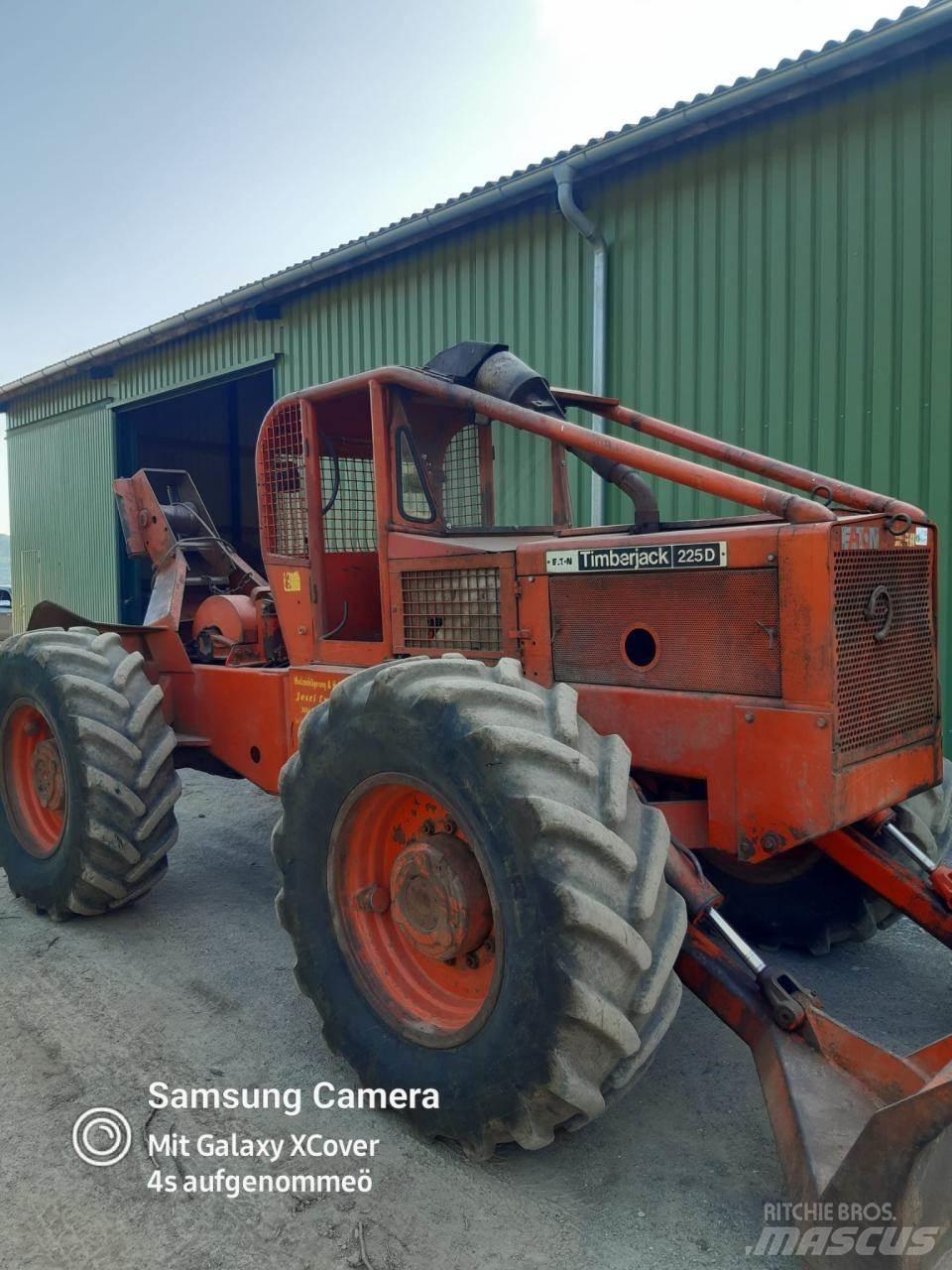 Timberjack 225 D Skiderji