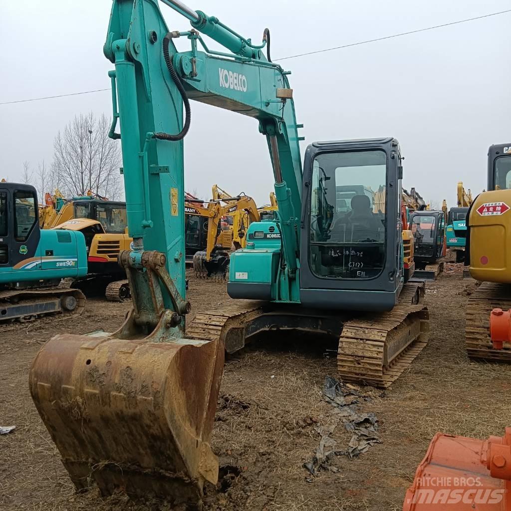 Kobelco SK75-8 Midi bagri 7t – 12t