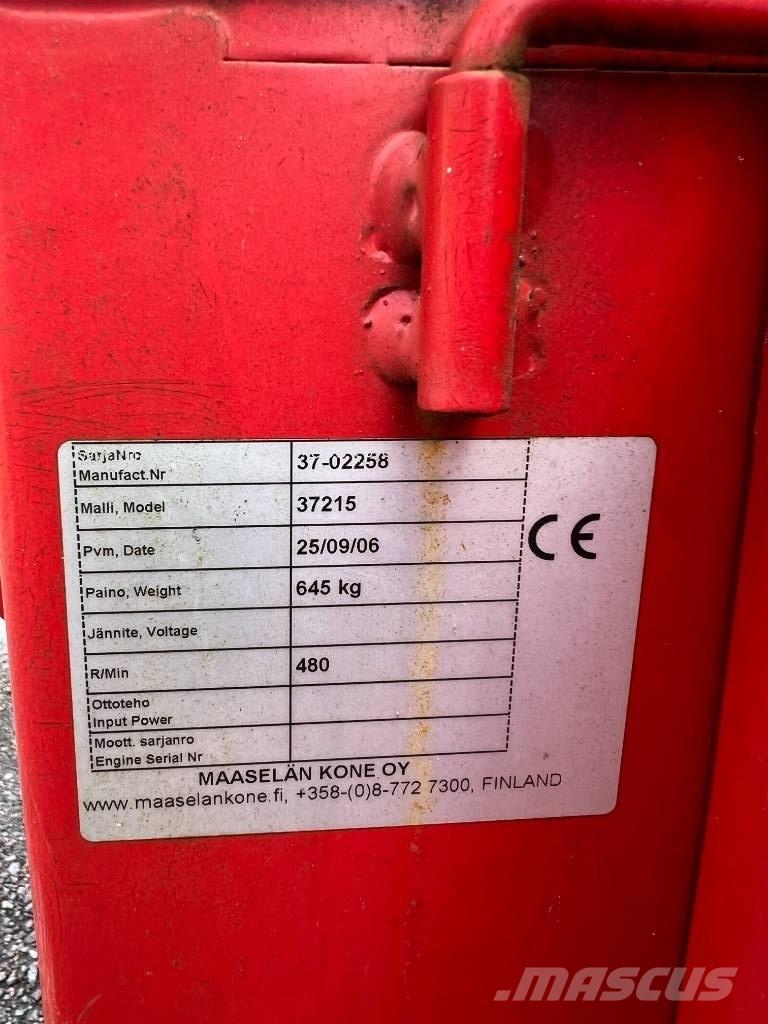 Hakki Pilke 1X37 Cepilniki, lesni drobilci, in žage