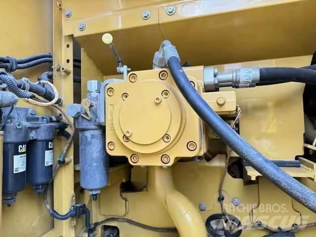 CAT 320 GC Bagri goseničarji