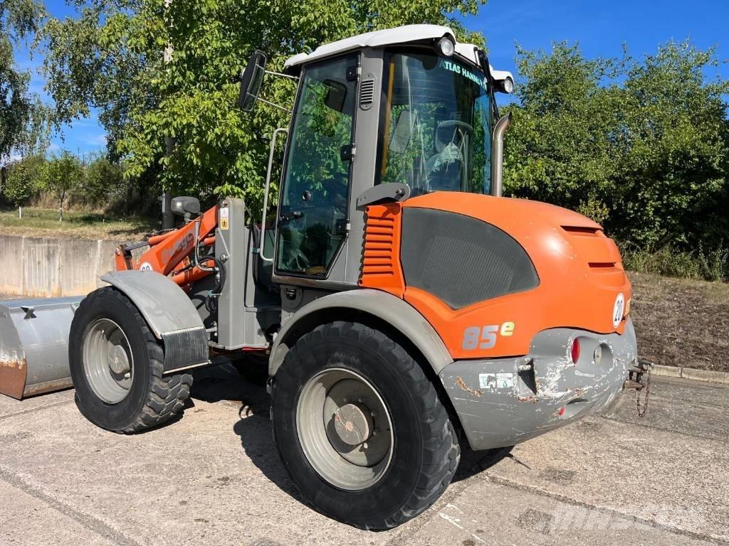 Atlas AR 85E Kolesni nakladalci
