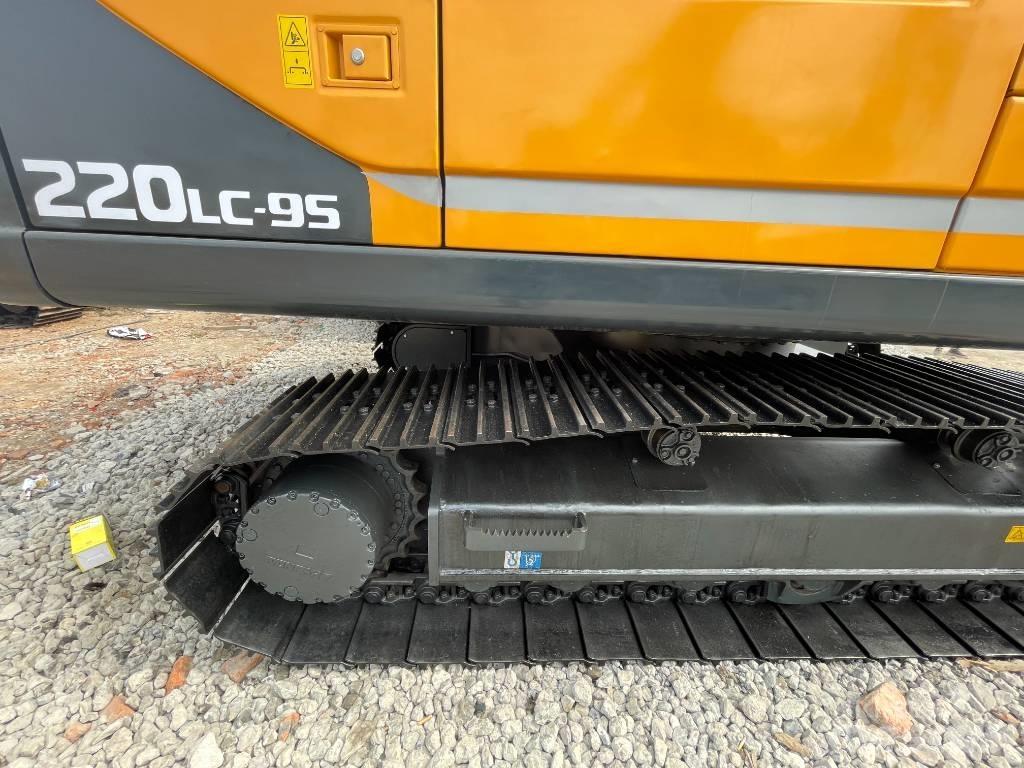Hyundai 220 Bagri goseničarji