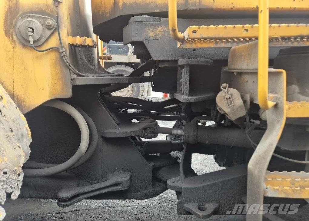 Volvo L 180 E Kolesni nakladalci