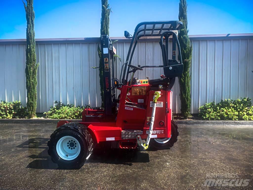 Moffett M55 Mobilni viličarji