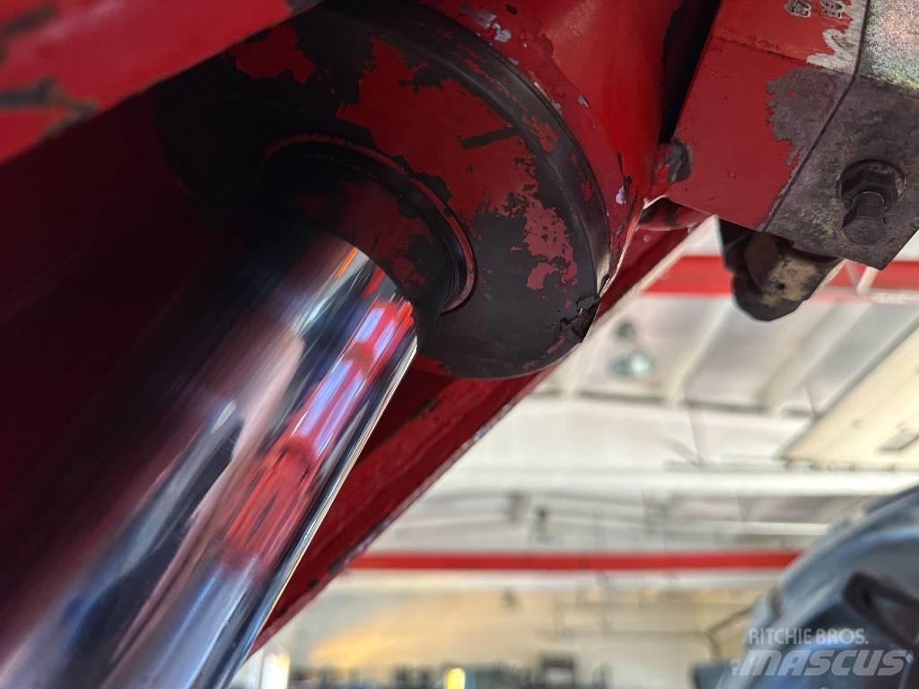 Manitou MLT728T Kmetijski teleskopski nakladalci