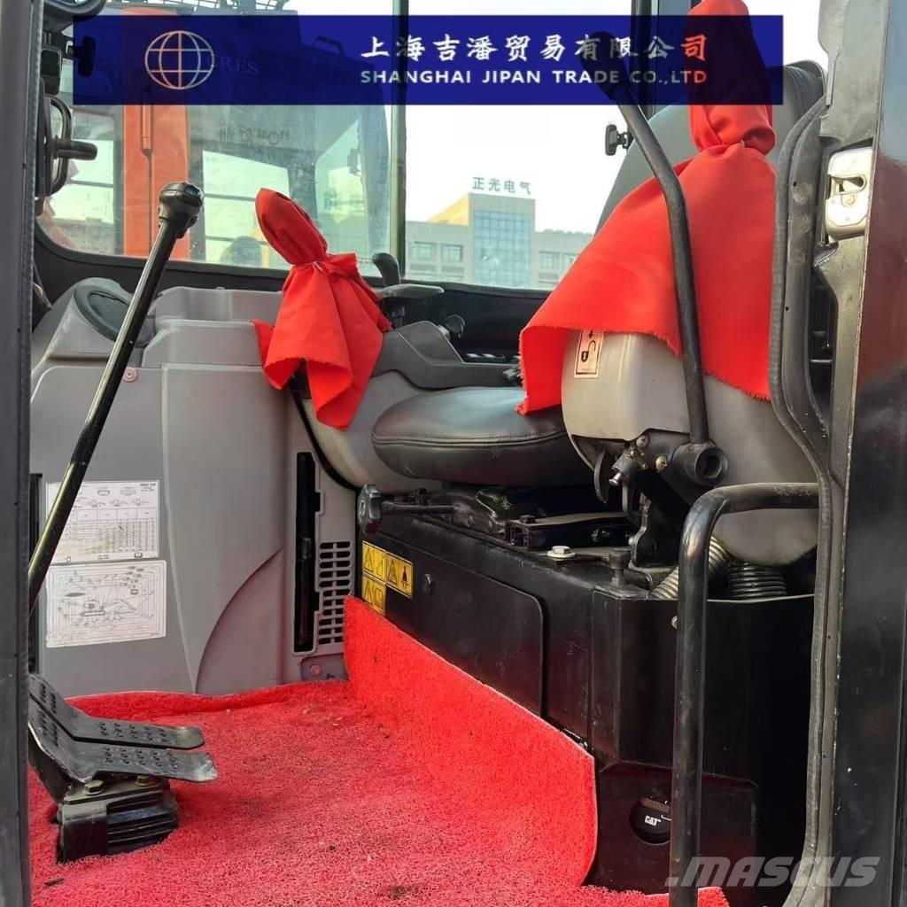 CAT 305C Mini bagri <7t