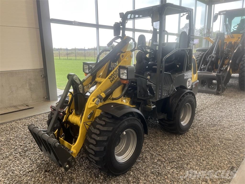 Wacker Neuson WL 25 Kolesni nakladalci