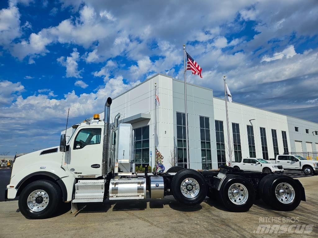 Kenworth T 880 Vlačilci