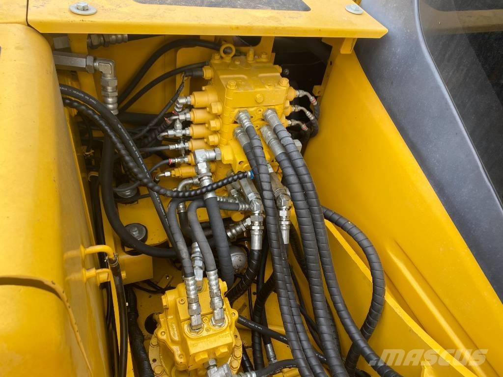 Komatsu 110LC-7 Bagri goseničarji