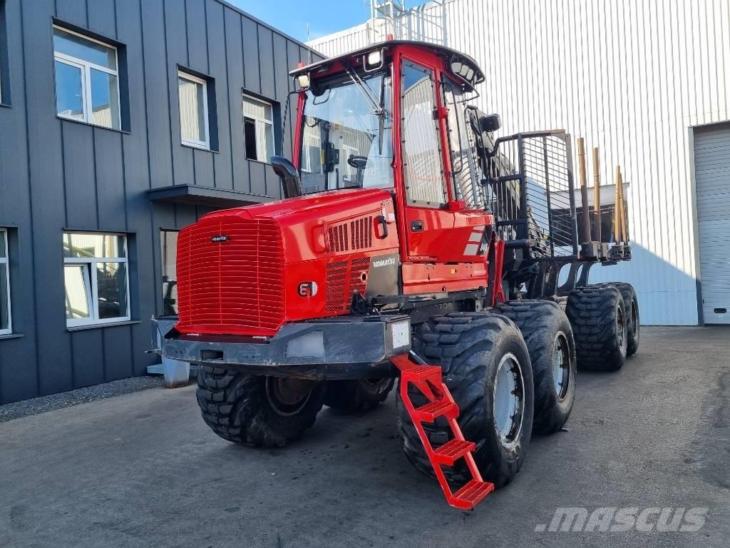 Komatsu 845 Forwarderji