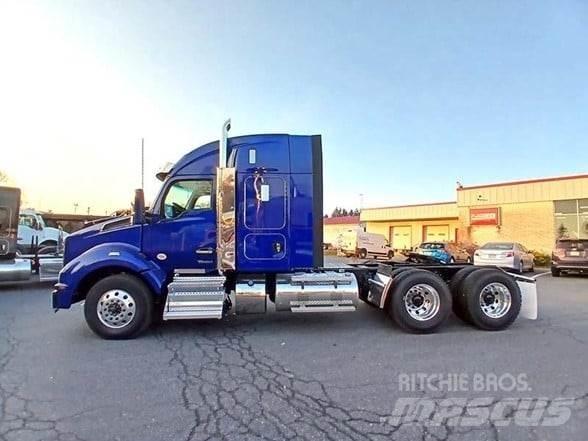 Kenworth T880 Vlačilci