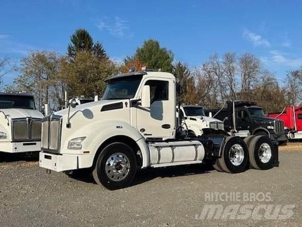 Kenworth T880 Vlačilci