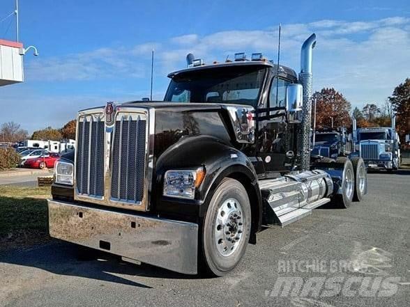 Kenworth W990 Vlačilci