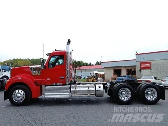 Kenworth W990 Vlačilci