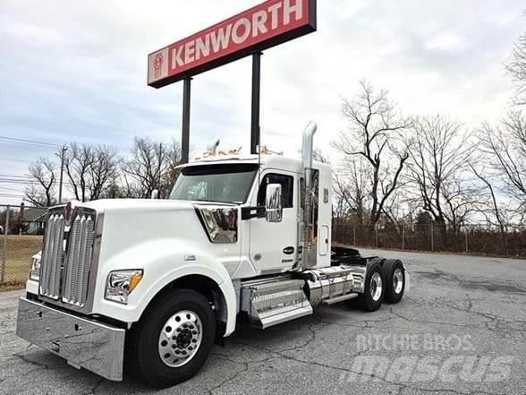 Kenworth W990 Vlačilci