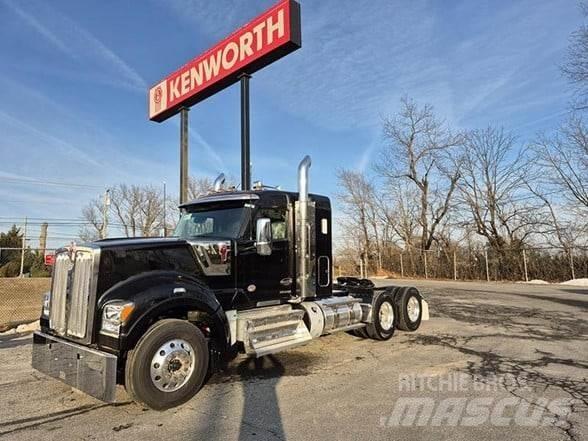 Kenworth W990 Vlačilci