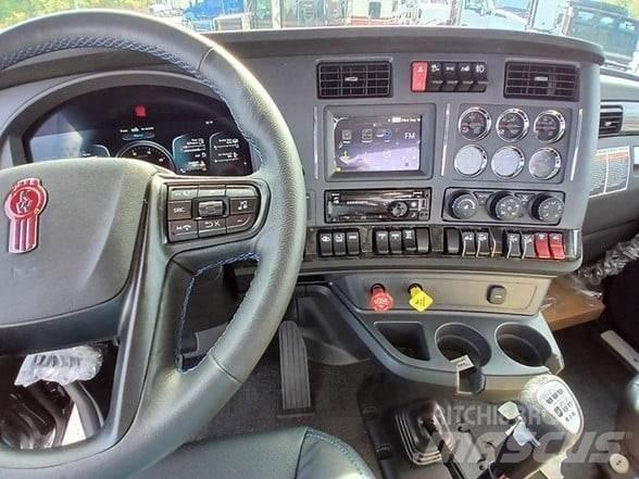 Kenworth W990 Vlačilci