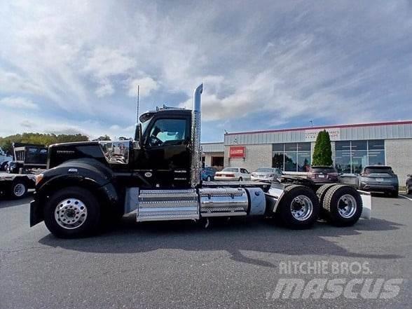 Kenworth W990 Vlačilci