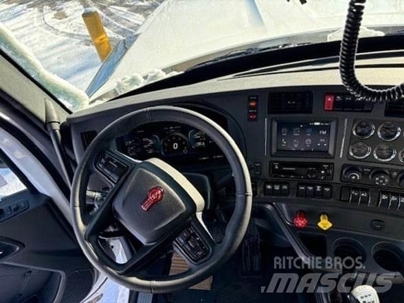 Kenworth W990 Kiper tovornjaki