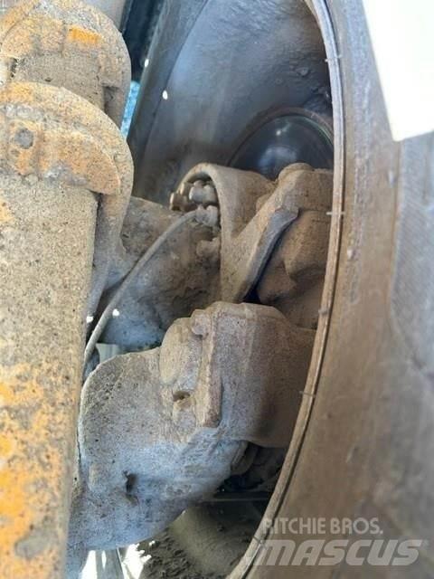 Mack GRANITE GU713 Kiper tovornjaki