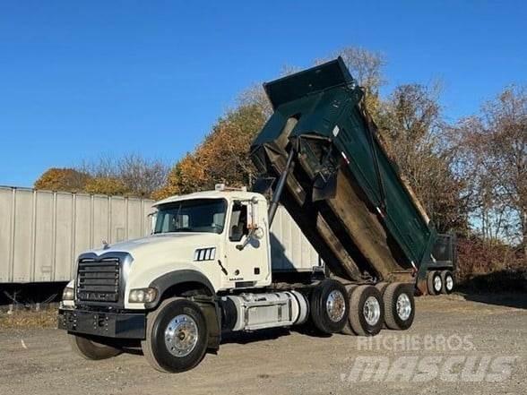 Mack GRANITE GU713 Kiper tovornjaki