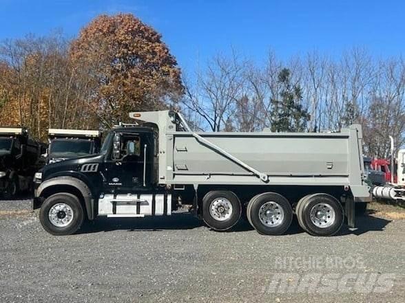 Mack GRANITE GU713 Kiper tovornjaki